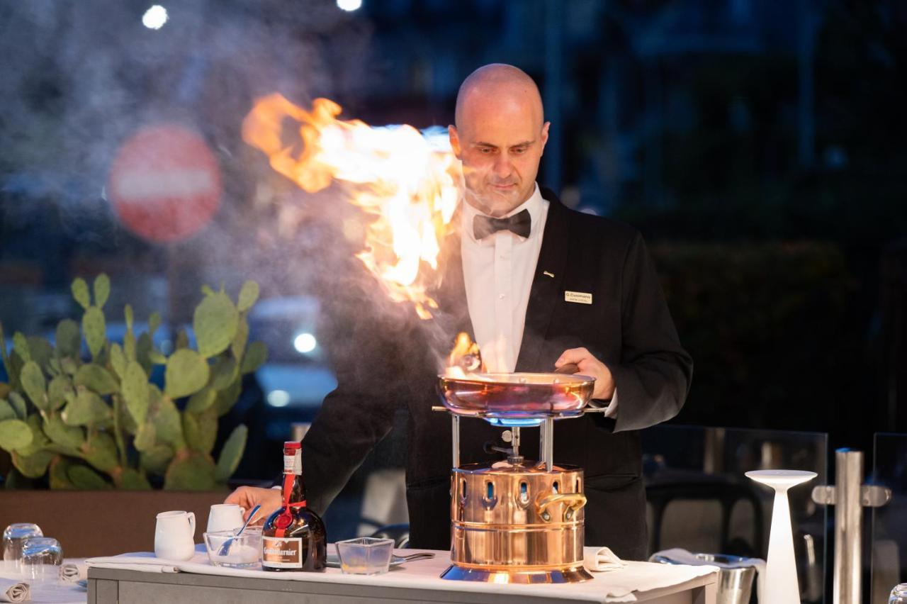 Grand Hotel Faraglioni アーチトレッツァ エクステリア 写真